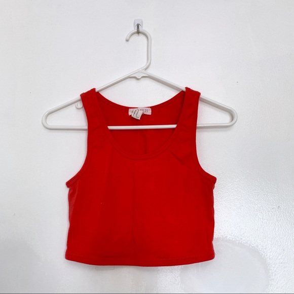 Bundle of Crop Tops - Picture 7 of 8